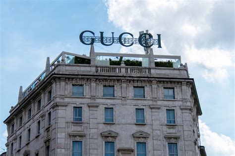 gucci hotel mailand|house of gucci real estate.